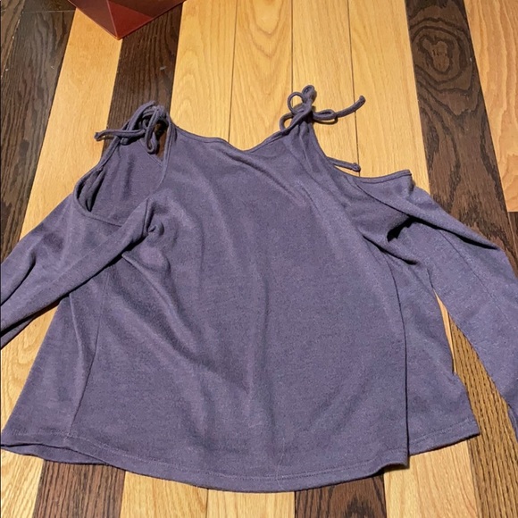 Long sleeve top - Picture 2 of 2